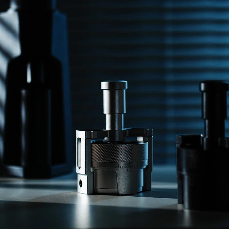 MHW-3BOMBER SE Pro - Needle Distributor