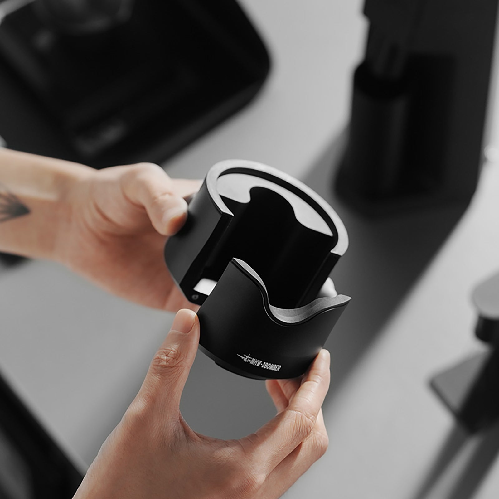 MHW-3BOMBER Astra Collection Portafilter Holder 51-58mm Universal