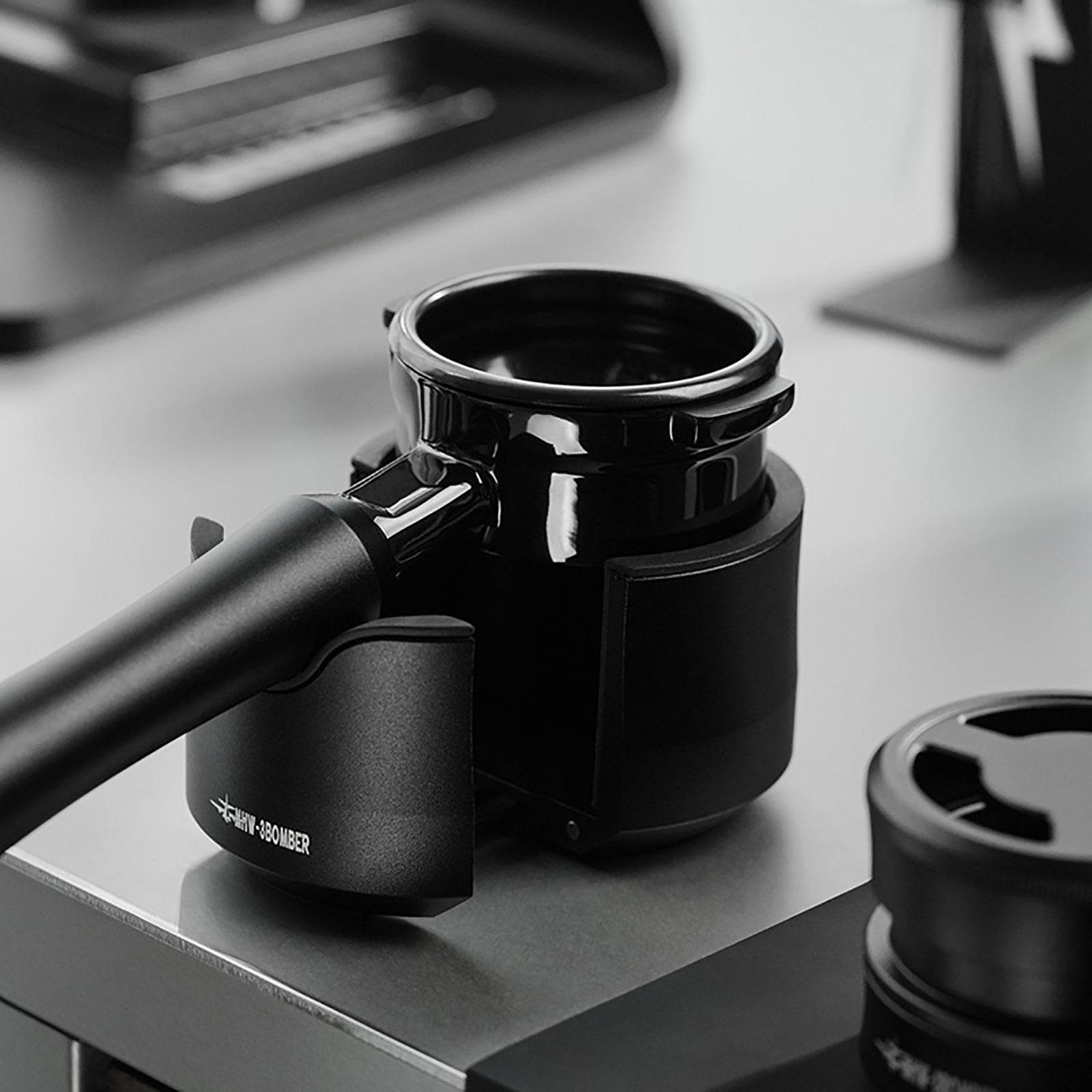 MHW-3BOMBER Astra Collection Portafilter Holder 51-58mm Universal