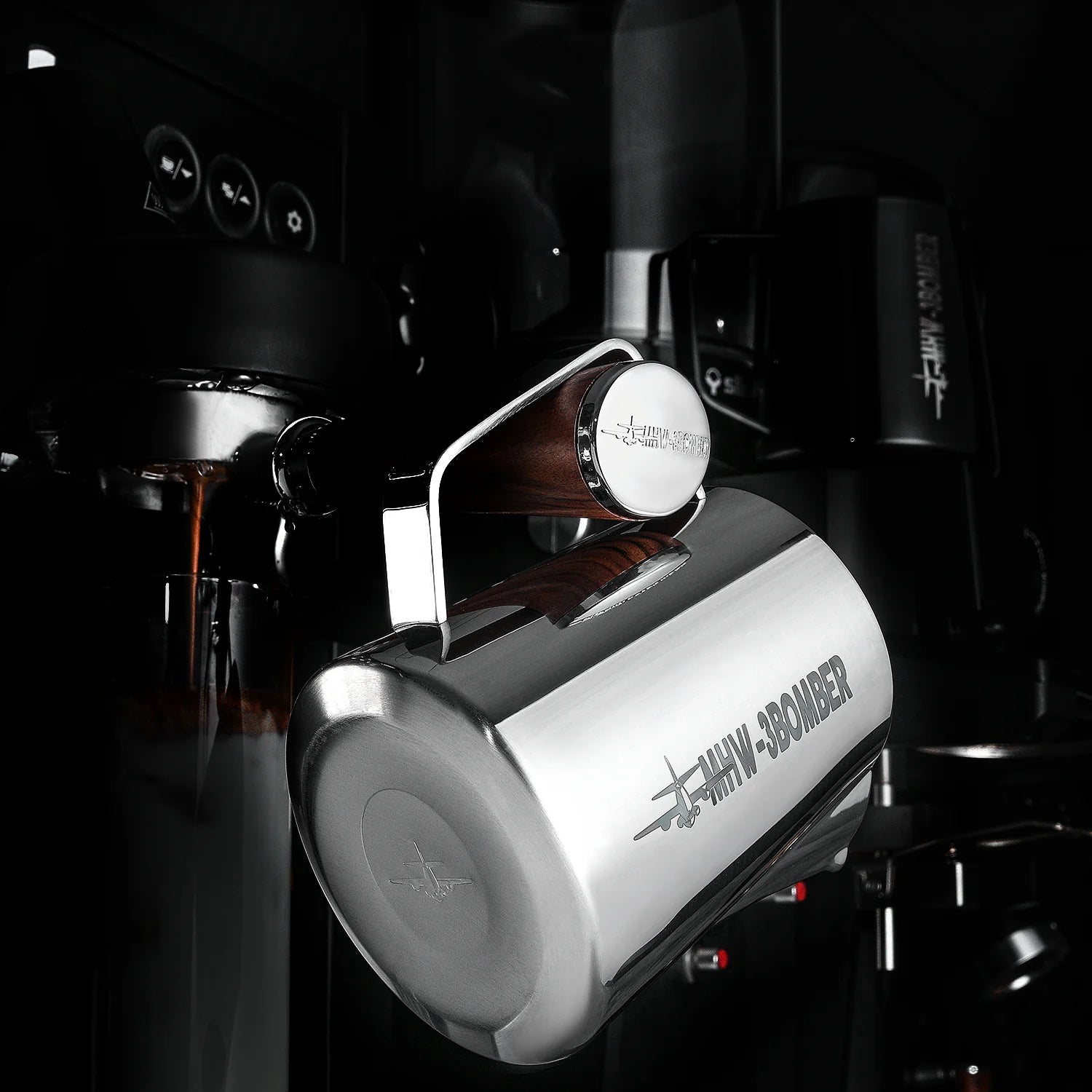 MHW-3BOMBER Milk Pitcher 5.0 Glossy