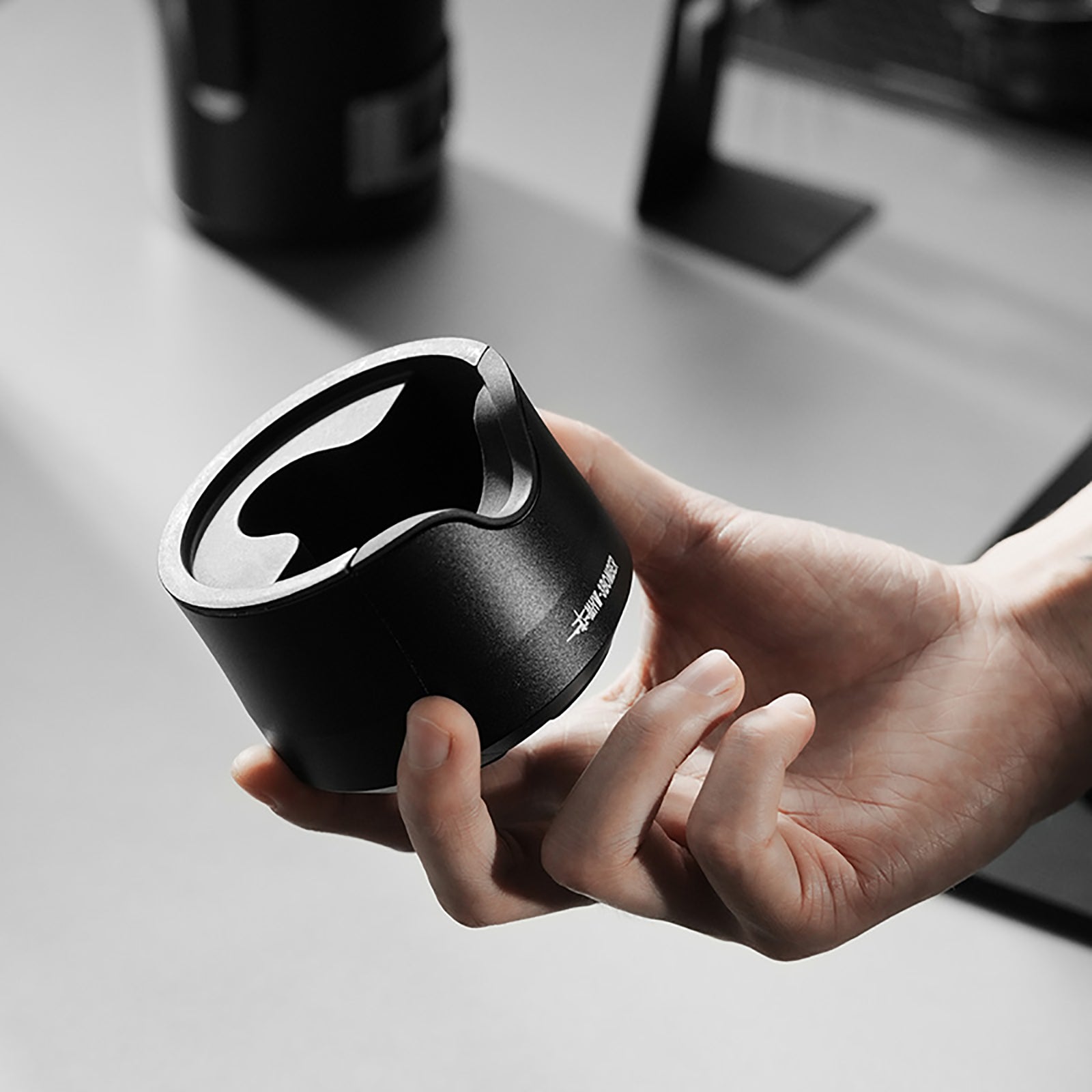 MHW-3BOMBER Astra Collection Portafilter Holder 51-58mm Universal