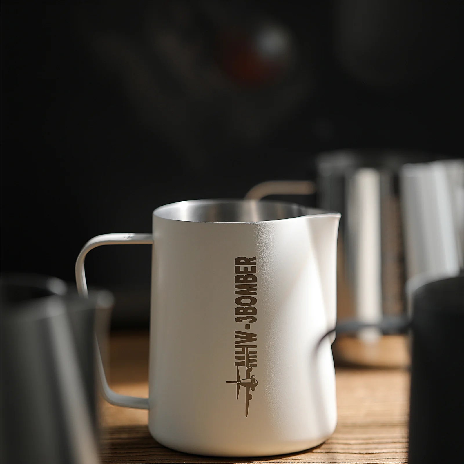 MHW-3BOMBER Milk Pitcher 3.0 White