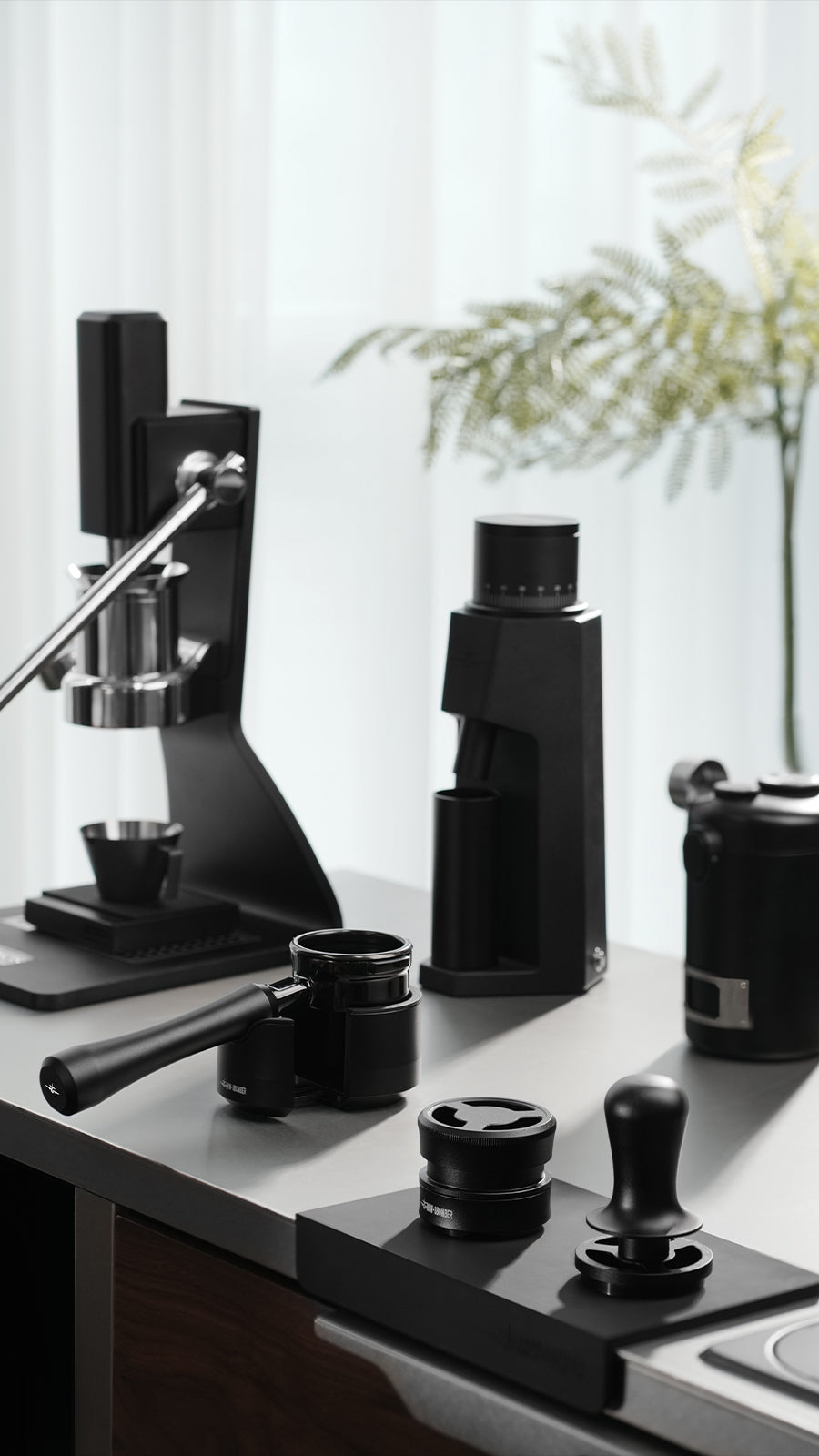 MHW-3BOMBER Astra Collection Bottomless Portafilter - 58mm universal