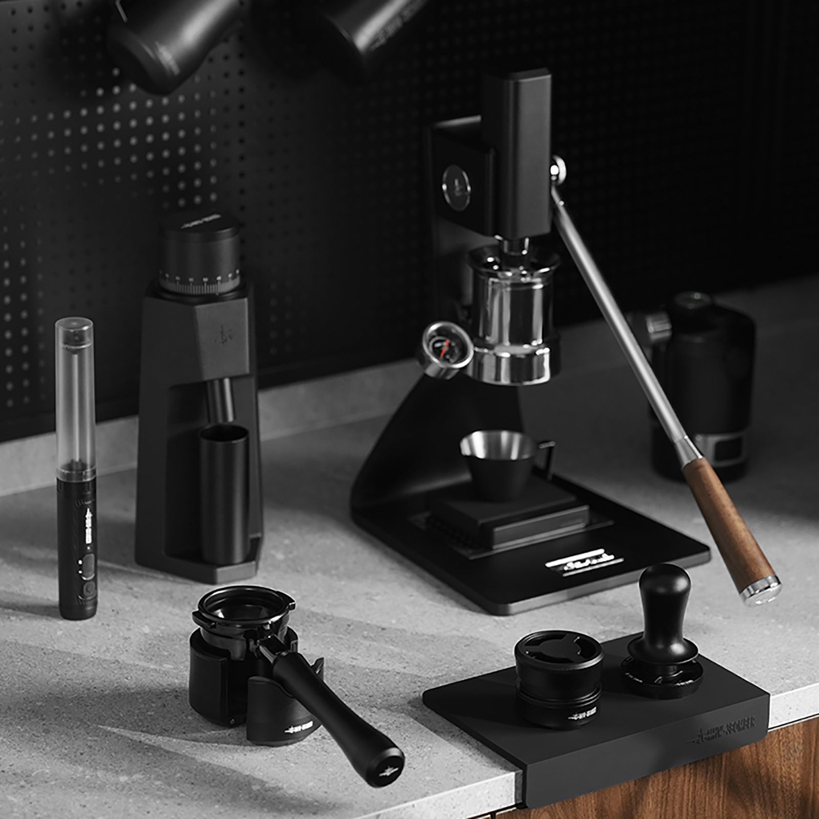 MHW-3BOMBER Astra Collection Coffee Distributor - 58mm