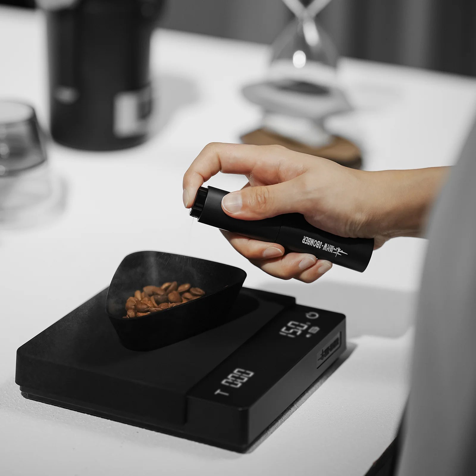 MHW-3BOMBER BeanBoat Coffee Bean Dosing Cup