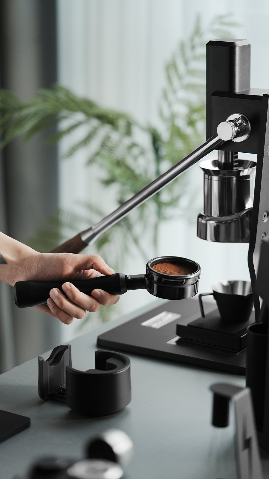 MHW-3BOMBER Astra Collection Bottomless Portafilter - 58mm universal