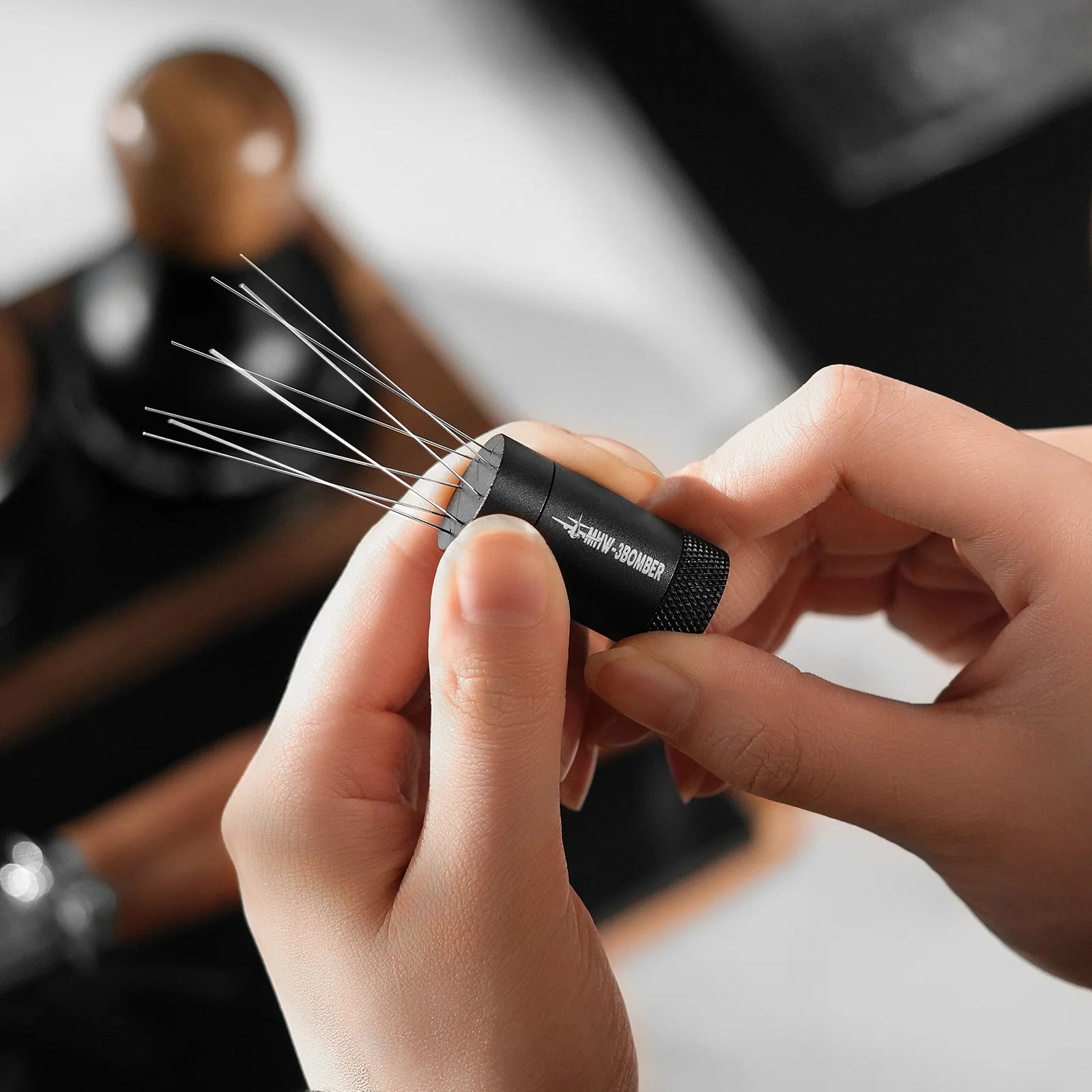 MHW-3BOMBER Lightning Needle Distribution WDT Tool 2.0 Black