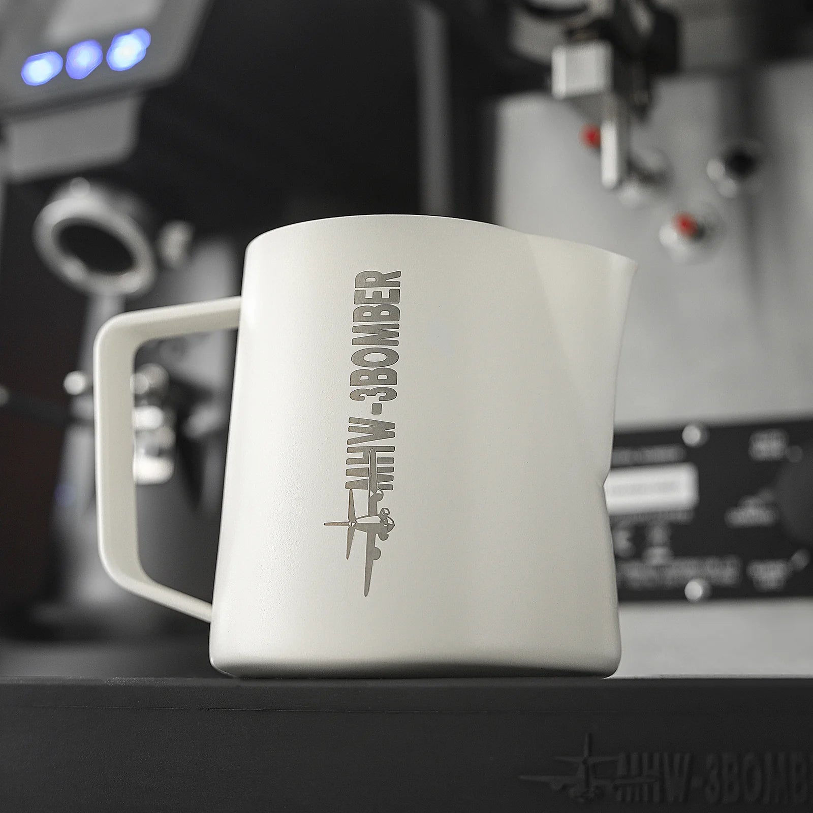 MHW-3BOMBER Milk Pitcher 5.0 Off-White