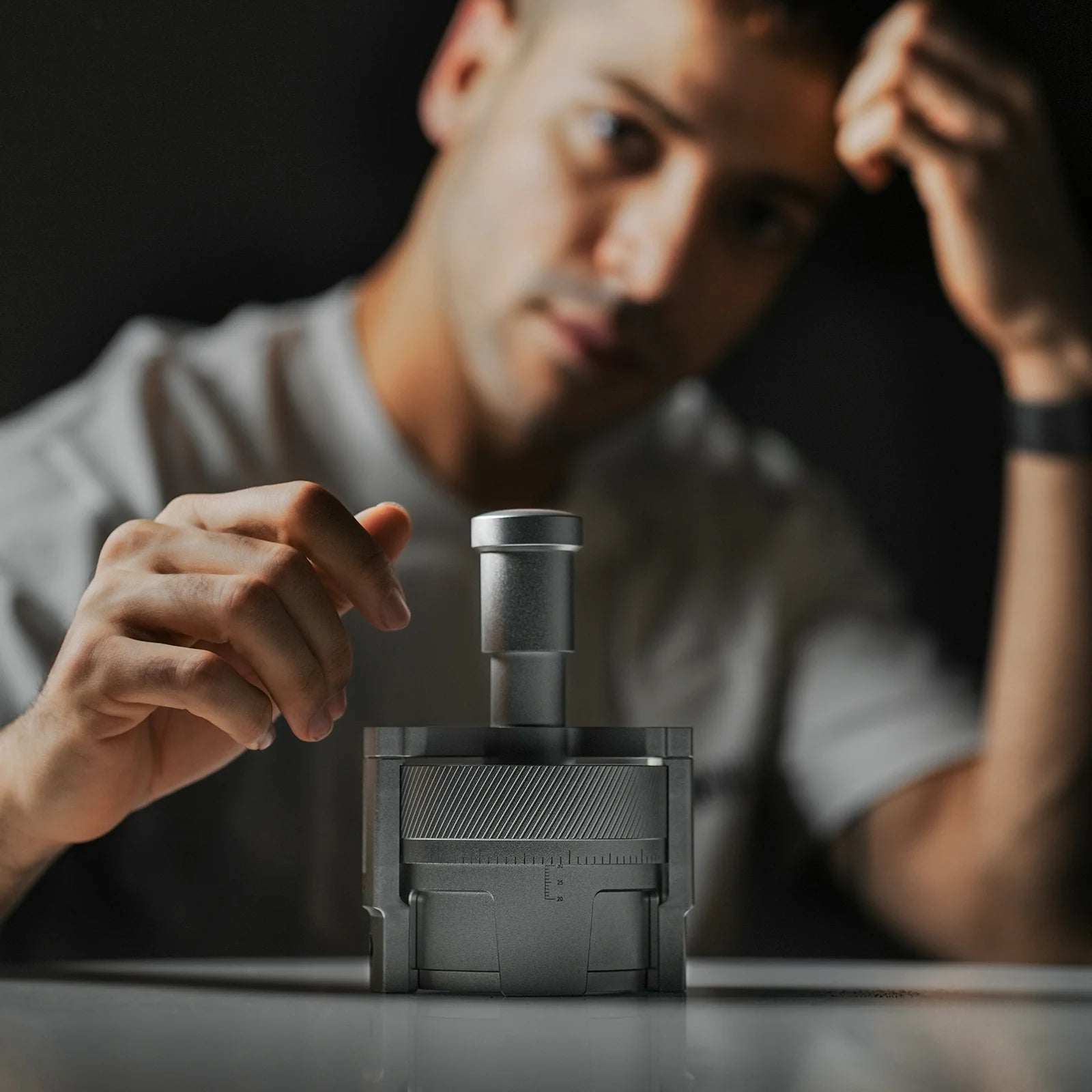 MHW-3BOMBER SE Pro - Needle Distributor