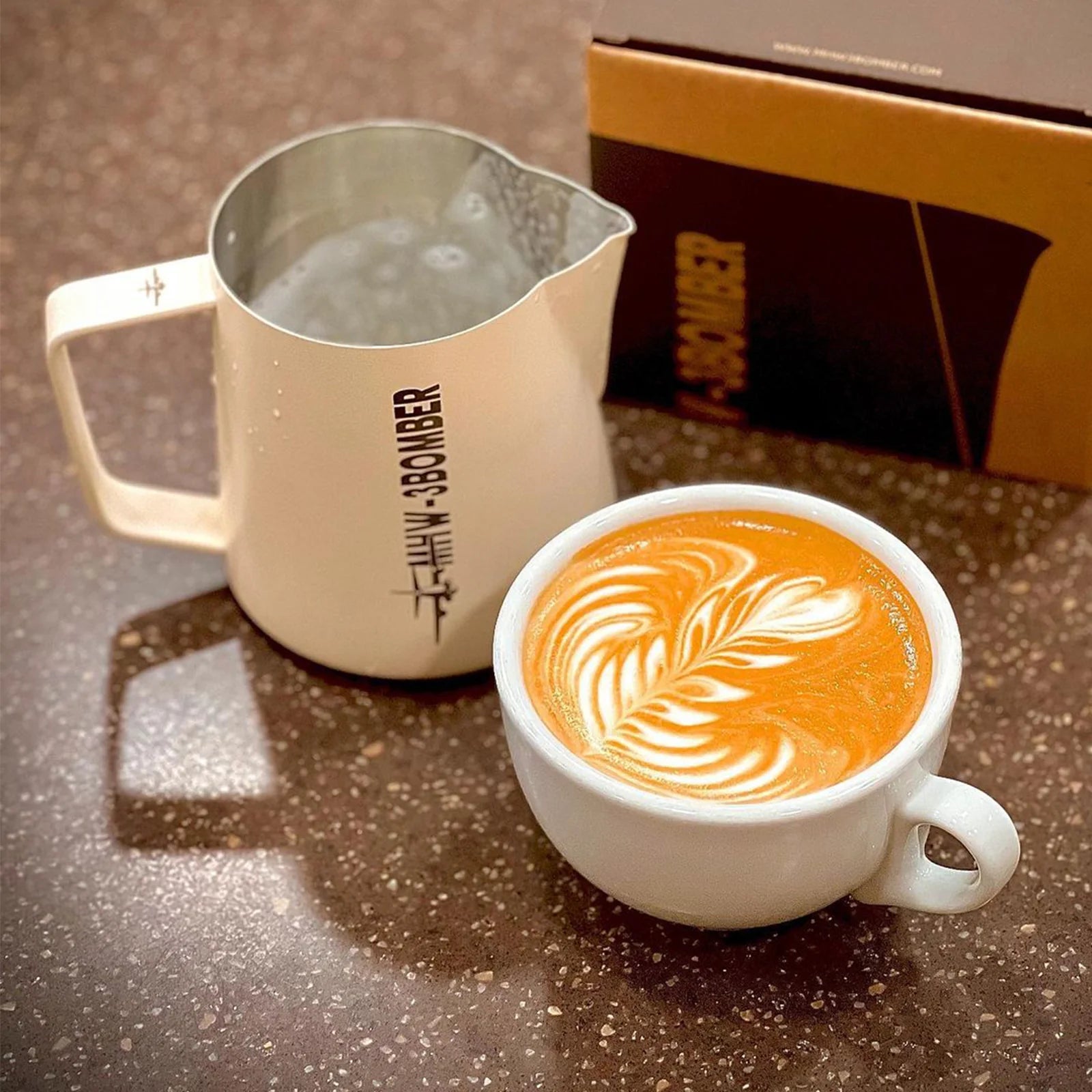 MHW-3BOMBER Milk Pitcher 5.0 Off-White