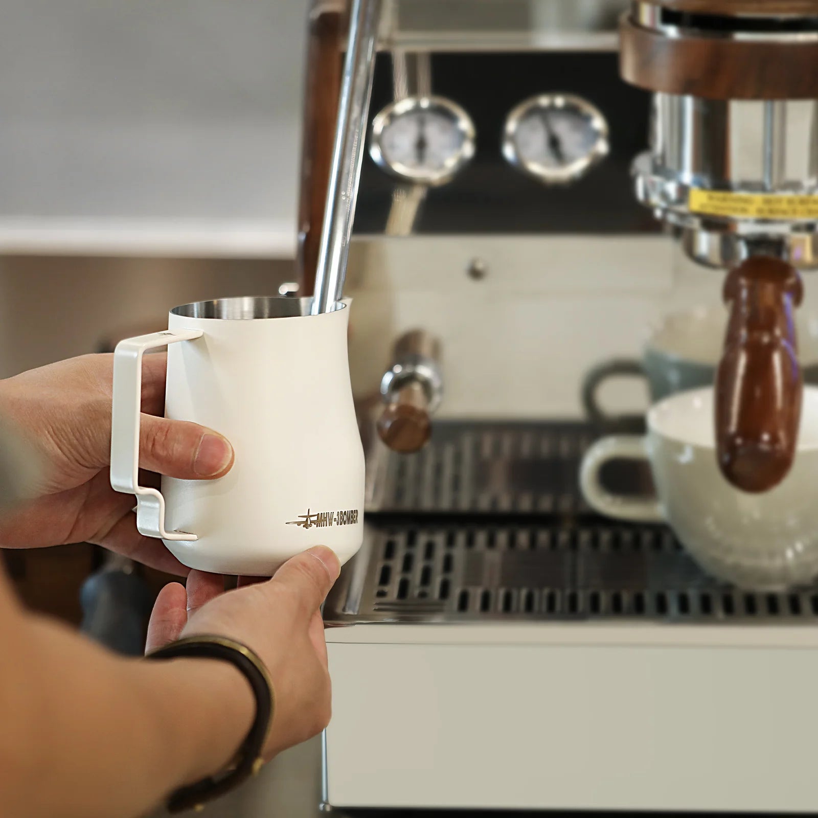 MHW-3BOMBER Turbo Milk Pitcher Off-White