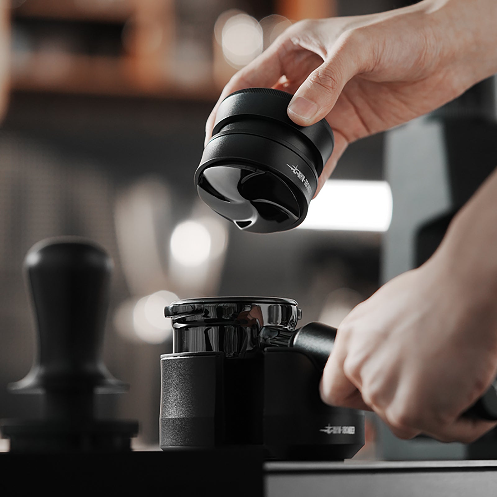 MHW-3BOMBER Astra Collection Coffee Distributor - 58mm