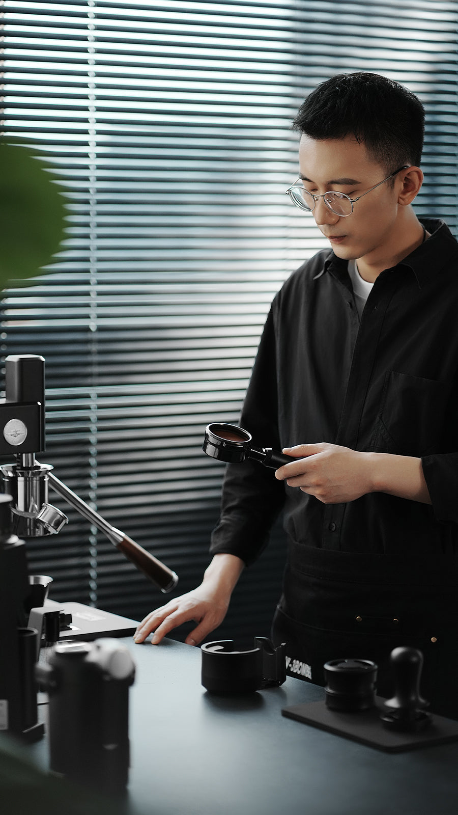 MHW-3BOMBER Astra Collection Bottomless Portafilter - 58mm universal