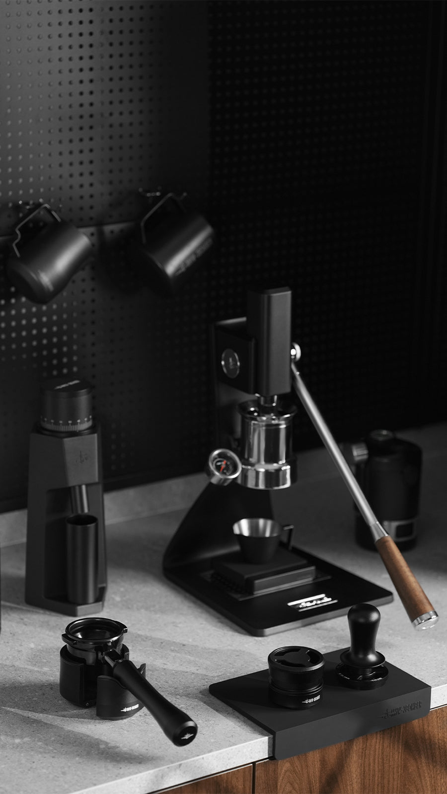 MHW-3BOMBER Astra Collection Bottomless Portafilter - 58mm universal