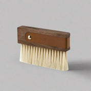 MHW-3BOMBER Line Leather sheath brush 145mm*94mm (walnut + horse hair)