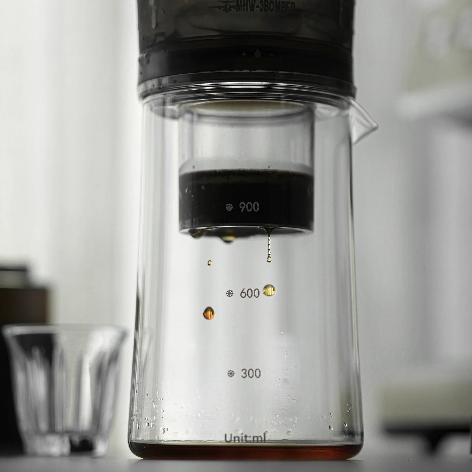 MHW-3BOMBER Baro Ice Dripper - 600ml